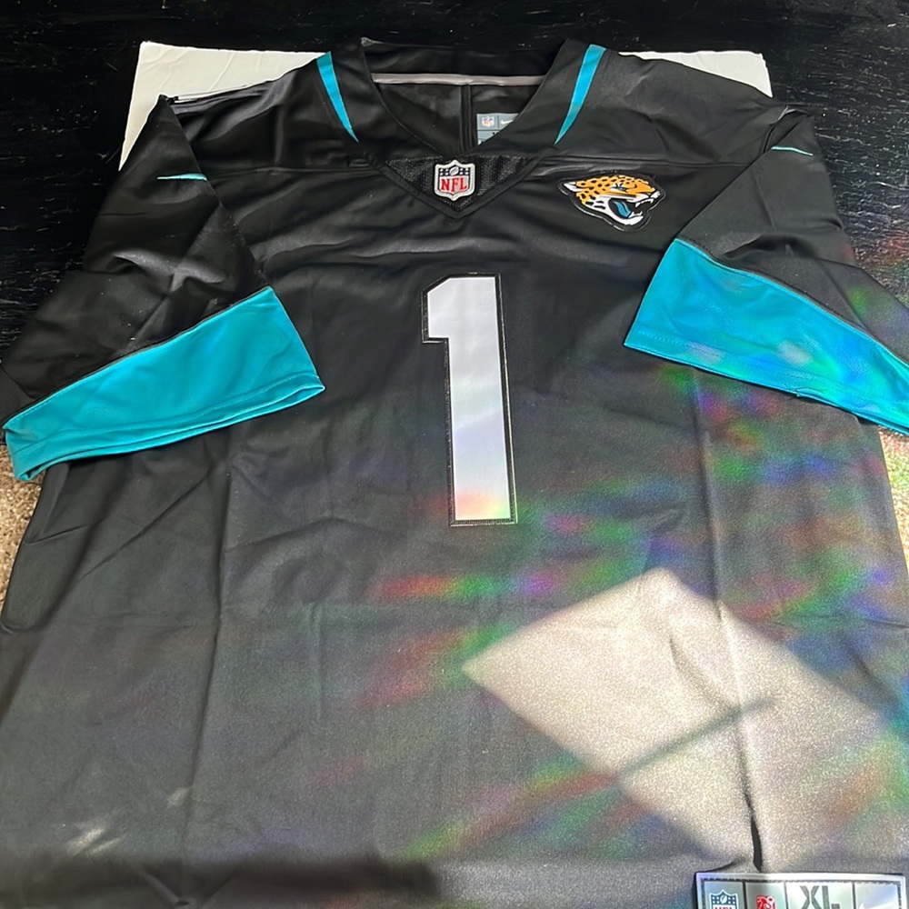 Jacksonville Jaguars Travis Etienne Jr Football Jersey Black Blue Men’s Size XL - Picture 8 of 8